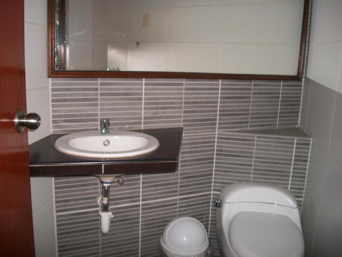 Suites El Parque Лима Екстериор снимка